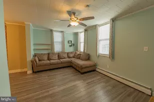 343 Broad St, Emmaus, PA 18049 - Photo 2