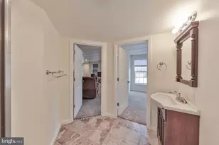 1919 Pembrooke Dr, Macungie, PA 18062 - Photo 68