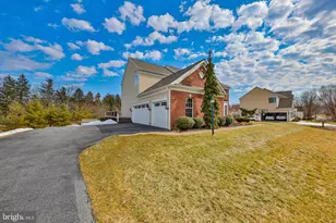 1919 Pembrooke Dr, Macungie, PA 18062 - Photo 6