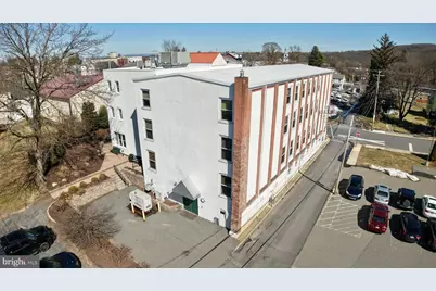 22 S 2nd Street, Emmaus, PA 18049 - Photo 32