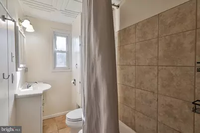 2045 Kenmore Avenue, Bethlehem, PA 18018 - Photo 28