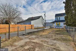 2045 Kenmore Ave, Bethlehem, PA 18018 - Photo 48