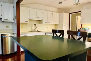 1989 Forest Ln, Allentown, PA 18103 - Photo 10