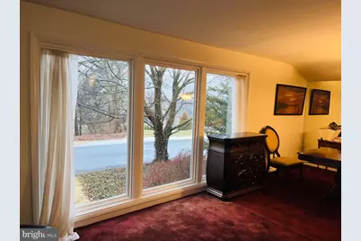 1989 Forest Lane, Allentown, PA 18103 - Photo 18