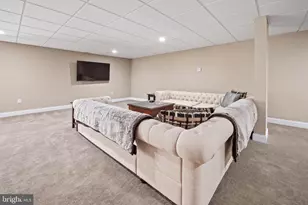 6507 Fox Glove Ln, Center Valley, PA 18034 - Photo 32