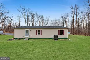 7894 Leaser Rd, Kempton, PA 19529 - Photo 2