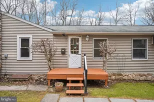 773 E Rock Rd, Allentown, PA 18103 - Photo 2