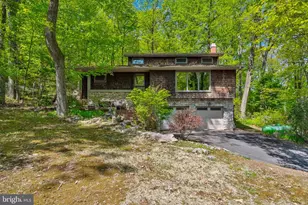 1620 Bobalew Trail, Allentown, PA 18103 - Photo 2