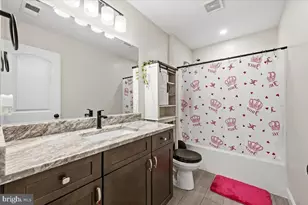 839 E Lynnwood St, Allentown, PA 18103 - Photo 22