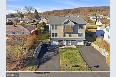 839 E Lynnwood Street, Allentown, PA 18103 - Photo 2