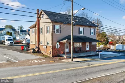 22 W Front Street, Alburtis, PA 18011 - Photo 2