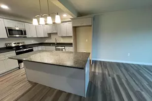 6177 Rizzuto Wy, Coopersburg, PA 18036 - Photo 2