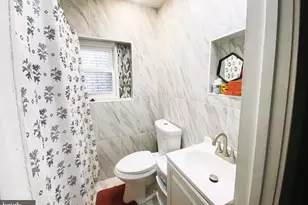 274 E Elm St, Allentown, PA 18109 - Photo 14