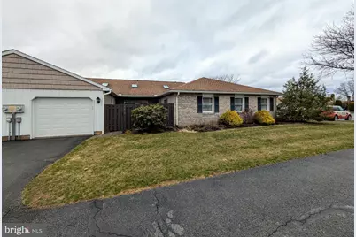 5694 Burning Tree Lane, Macungie, PA 18062 - Photo 2