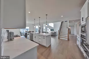 2890 Hawk Vly Ct, Center Valley, PA 18034 - Photo 14