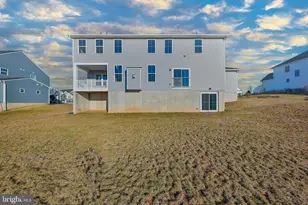 2890 Hawk Vly Ct, Center Valley, PA 18034 - Photo 40