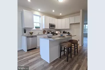 625 Fountain View Circle, Allentown, PA 18104 - Photo 2