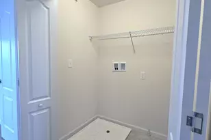 625 Fountain Vw Cir, Allentown, PA 18104 - Photo 16