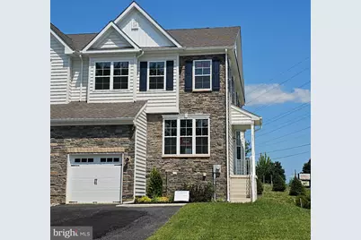 625 Fountain View Circle, Allentown, PA 18104 - Photo 1