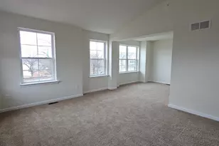 625 Fountain Vw Cir, Allentown, PA 18104 - Photo 12