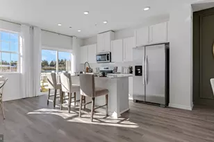 8212 Alexander Ct, Breinigsville, PA 18031 - Photo 10