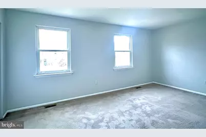 53 Eisenhower Circle, Whitehall, PA 18052 - Photo 16