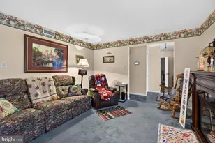 7914 Woodsbluff Run, Fogelsville, PA 18051 - Photo 18