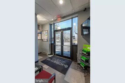 2227 N 3rd Avenue, Whitehall, PA 18052 - Photo 4