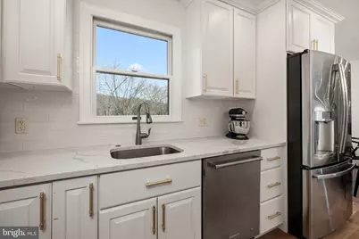 4801 Meadowview Terrace, Zionsville, PA 18092 - Photo 12