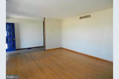 1055 Pine Tree Drive, Slatington, PA 18080 - Photo 12