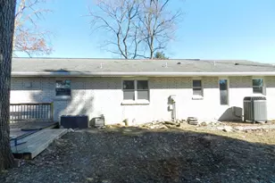 1055 Pine Tree Dr, Slatington, PA 18080 - Photo 6