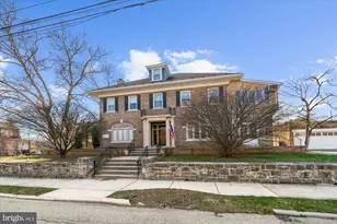 2227 Gordon St, Allentown, PA 18104 - Photo 2