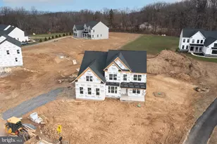 5125 Maple Rdg Wy, Emmaus, PA 18049 - Photo 2