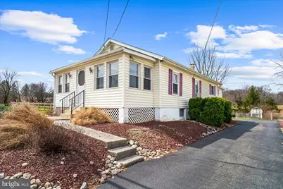 1138 Brookside Road, Wescosville, PA 18106 - Photo 2