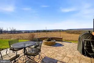 5529 Summit St, Whitehall, PA 18052 - Photo 56