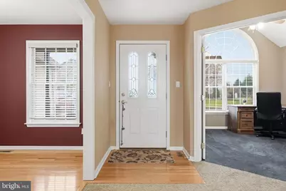 5529 Summit Street, Whitehall, PA 18052 - Photo 4