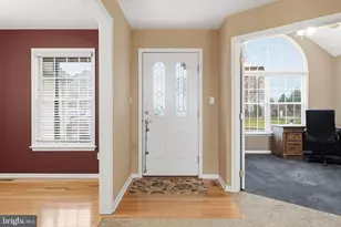 5529 Summit St, Whitehall, PA 18052 - Photo 4