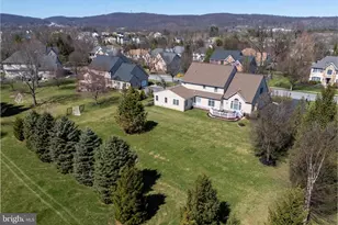 3350 Bay Hill Dr N, Center Valley, PA 18034 - Photo 10