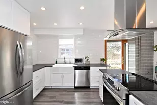 742 Walnut St, Emmaus, PA 18049 - Photo 8