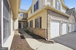 2493 Thistle Rd, Macungie, PA 18062 - Photo 2