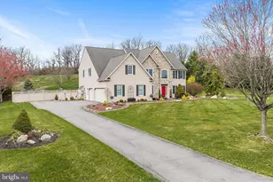 3862 Crestview Ct, New Tripoli, PA 18066 - Photo 2