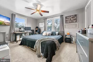 240 5th St, Whitehall, PA 18052 - Photo 14