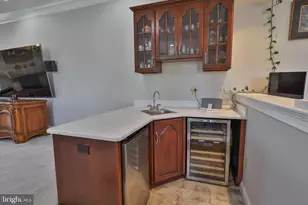 19 Springwood Dr, Allentown, PA 18104 - Photo 40