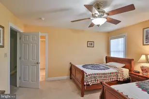 19 Springwood Dr, Allentown, PA 18104 - Photo 68