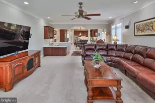 19 Springwood Dr, Allentown, PA 18104 - Photo 46