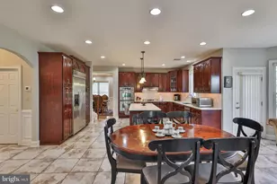 19 Springwood Dr, Allentown, PA 18104 - Photo 28