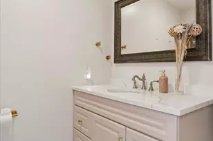 1551 Duxbury Ct, Allentown, PA 18104 - Photo 12