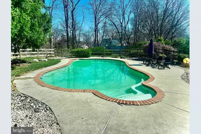 1551 Duxbury Court, Allentown, PA 18104 - Photo 6