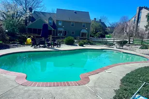 1551 Duxbury Ct, Allentown, PA 18104 - Photo 4