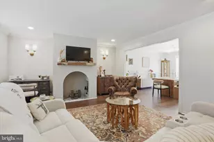 1551 Duxbury Ct, Allentown, PA 18104 - Photo 4